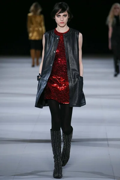 Look 49